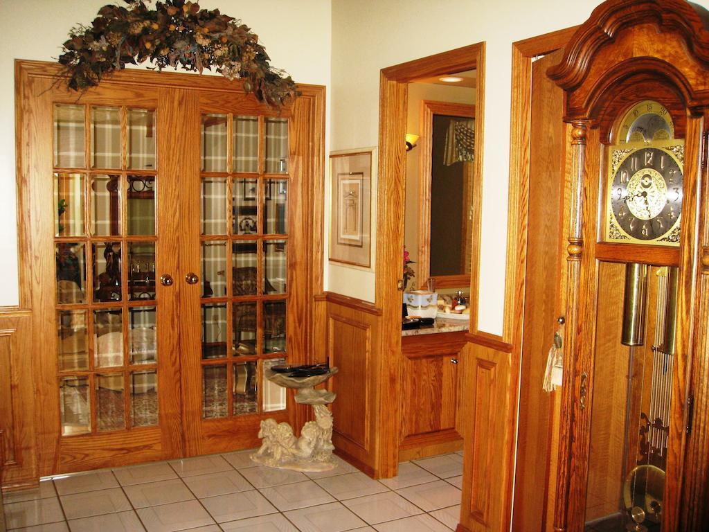 Mcdougall Lane Bed & Breakfast Drumheller Exterior photo