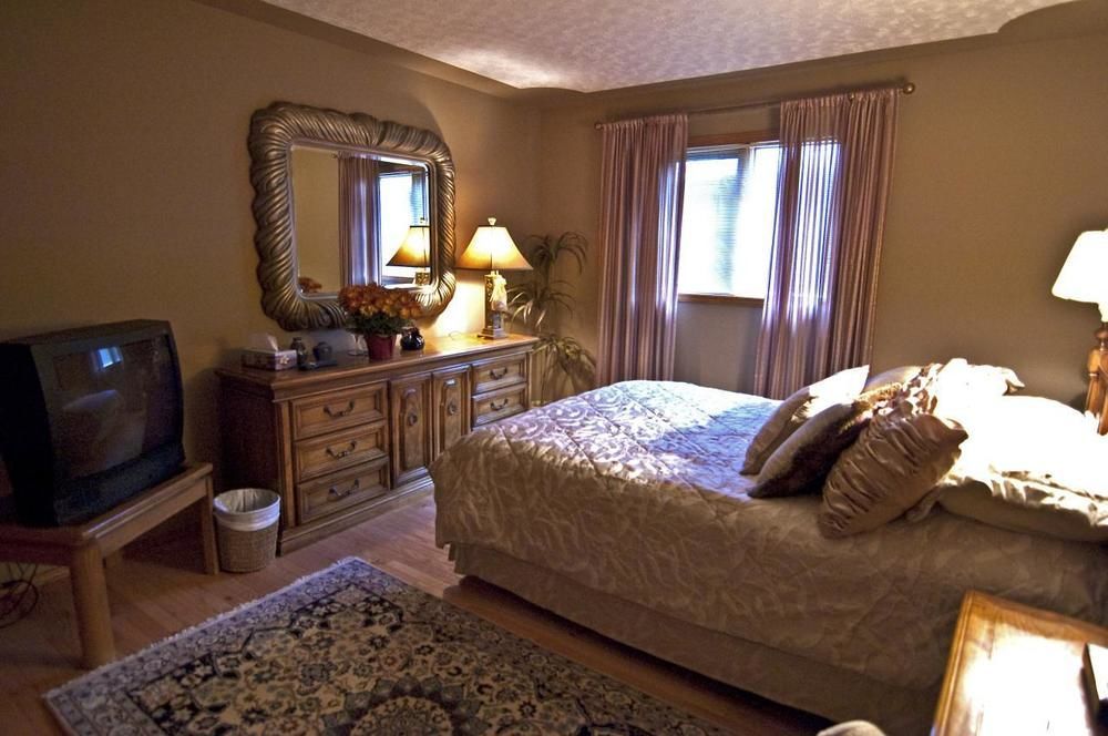 Mcdougall Lane Bed & Breakfast Drumheller Exterior photo